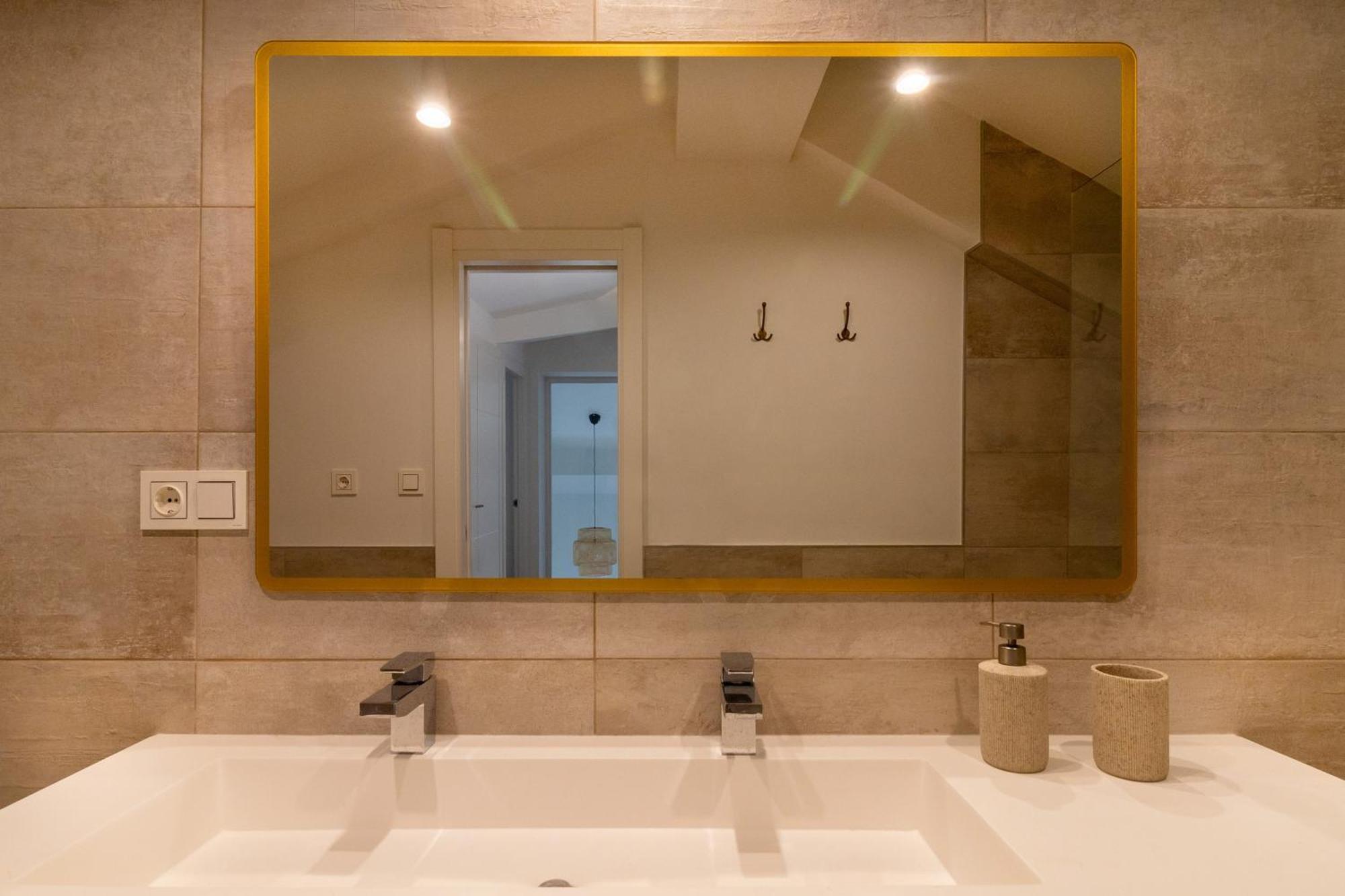 Nt Luxury Central Duplex With Terrace & Parking Малага Екстериор снимка