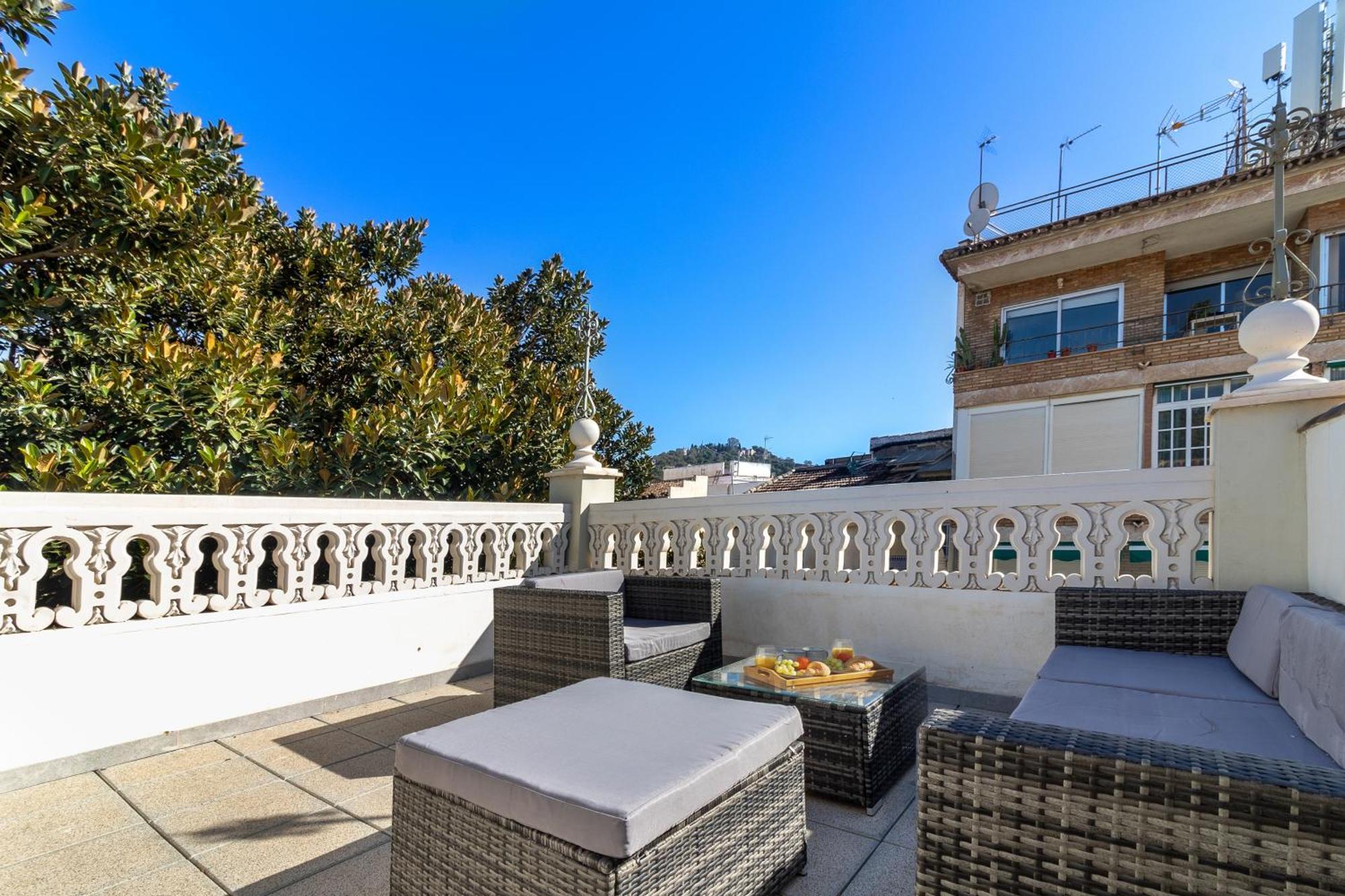 Nt Luxury Central Duplex With Terrace & Parking Малага Екстериор снимка