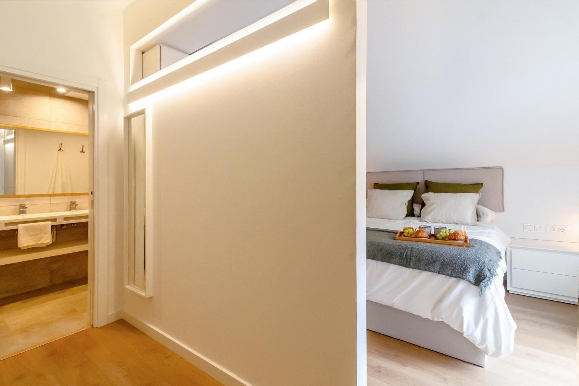 Nt Luxury Central Duplex With Terrace & Parking Малага Екстериор снимка