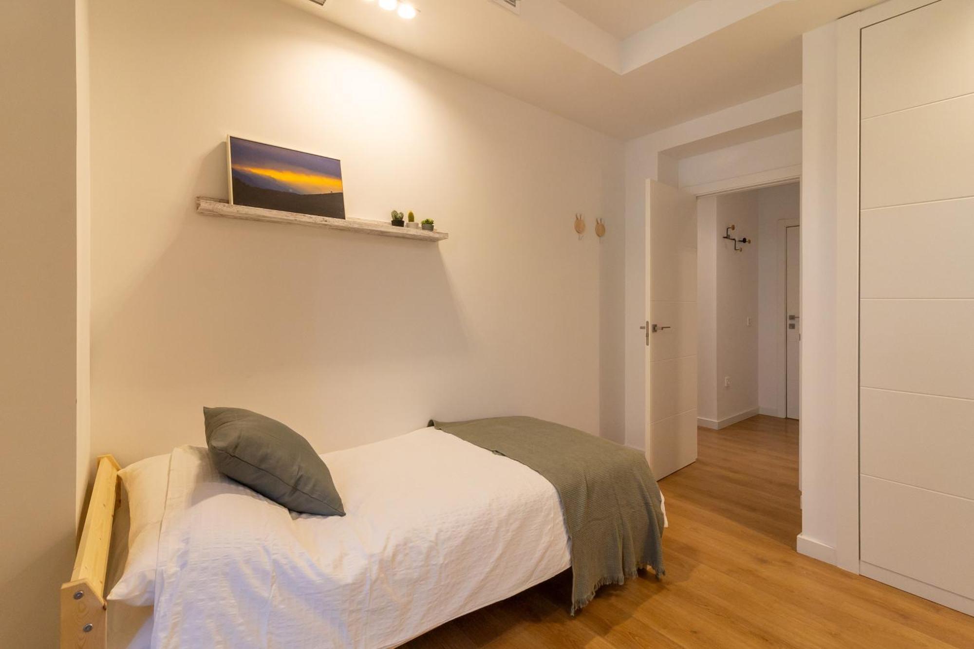 Nt Luxury Central Duplex With Terrace & Parking Малага Екстериор снимка